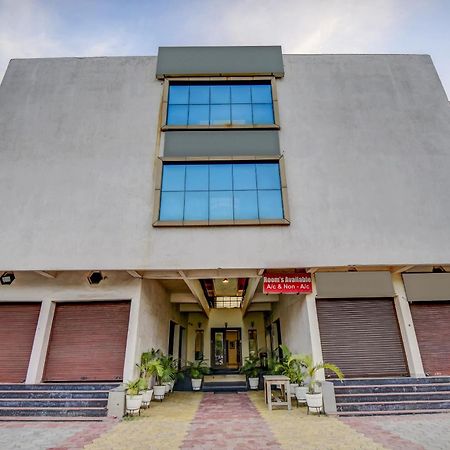 Hotel O Plus Corporate One Khapa  المظهر الخارجي الصورة