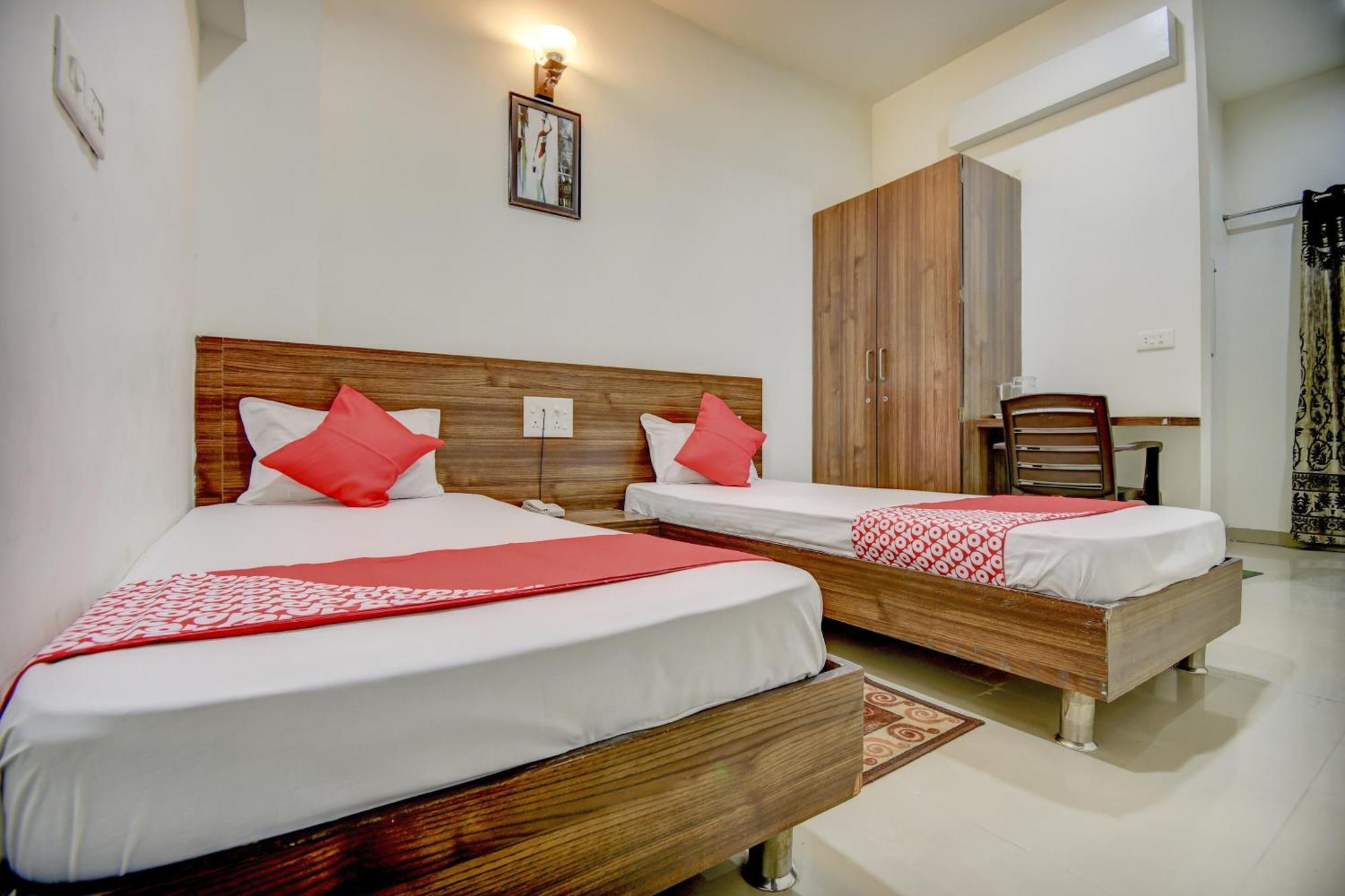Hotel O Plus Corporate One Khapa  المظهر الخارجي الصورة