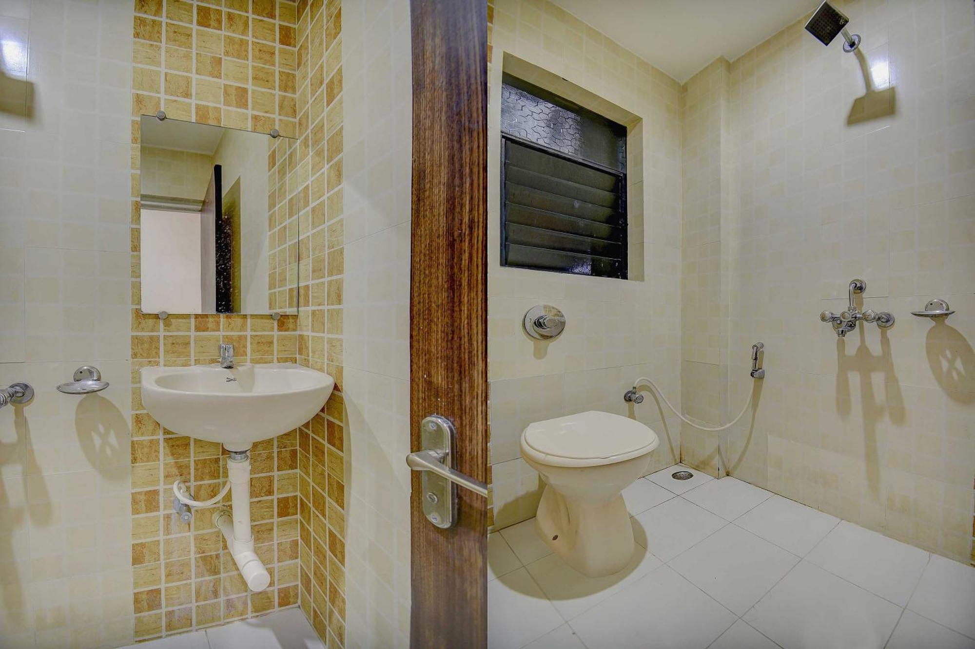 Hotel O Plus Corporate One Khapa  المظهر الخارجي الصورة