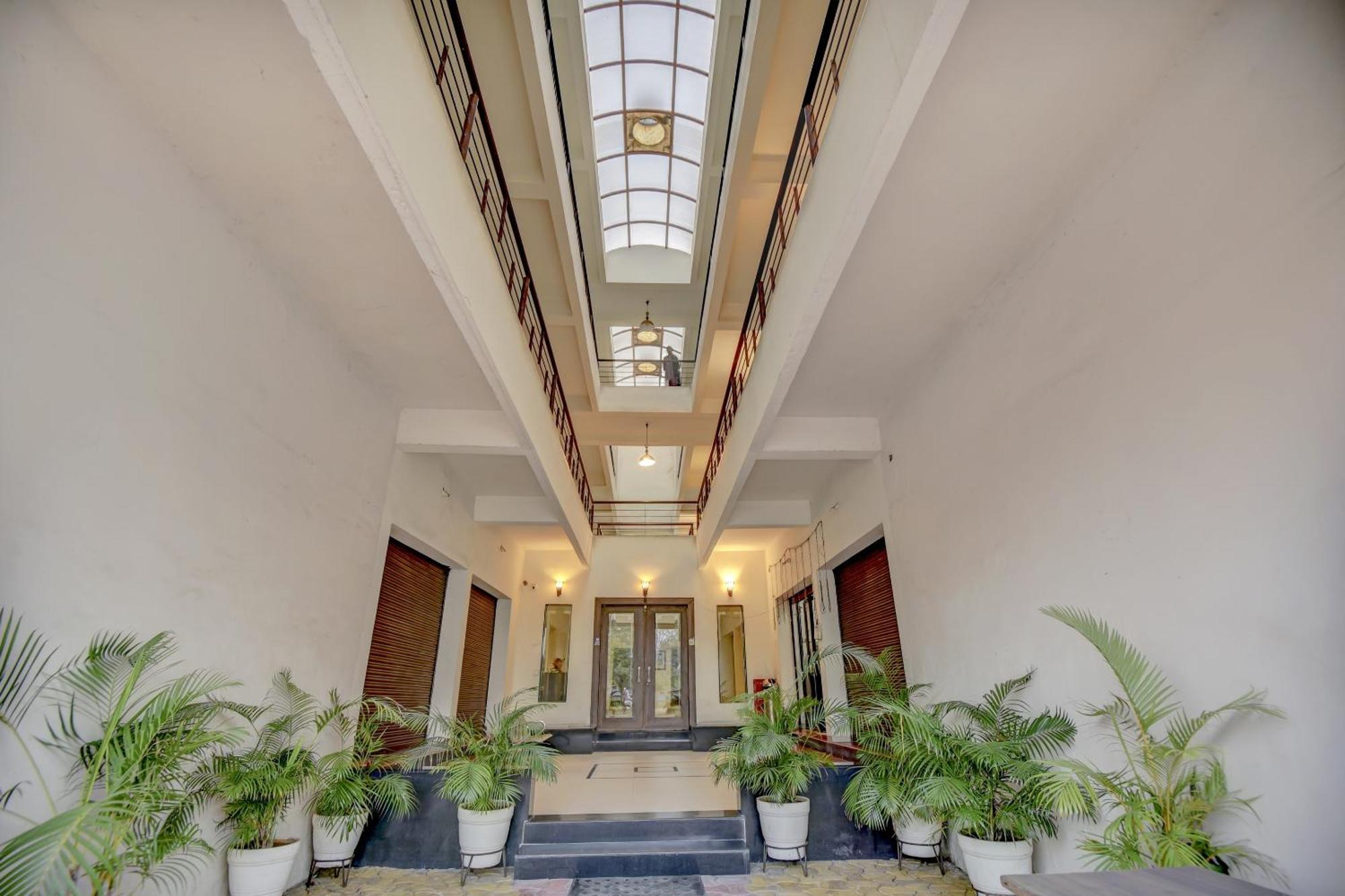 Hotel O Plus Corporate One Khapa  المظهر الخارجي الصورة