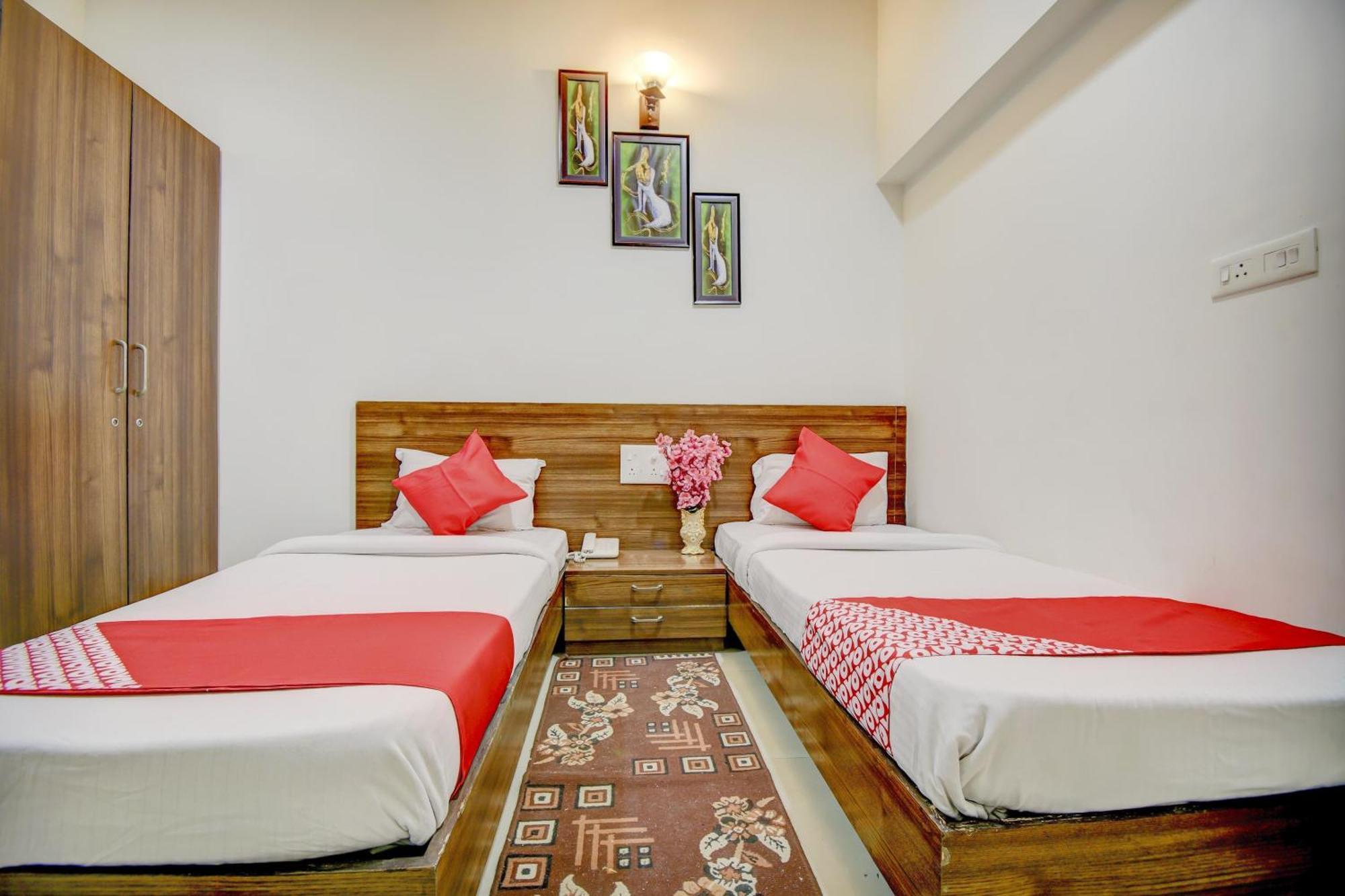 Hotel O Plus Corporate One Khapa  المظهر الخارجي الصورة