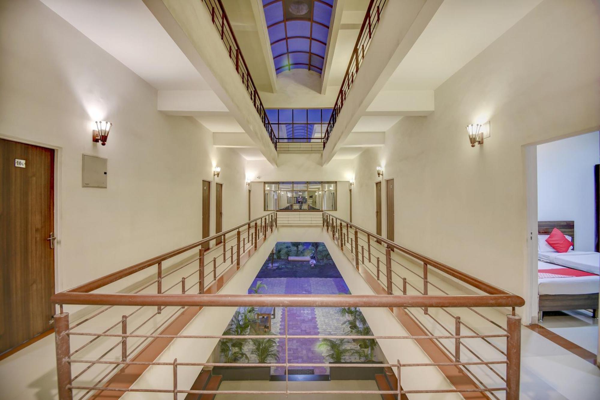 Hotel O Plus Corporate One Khapa  المظهر الخارجي الصورة