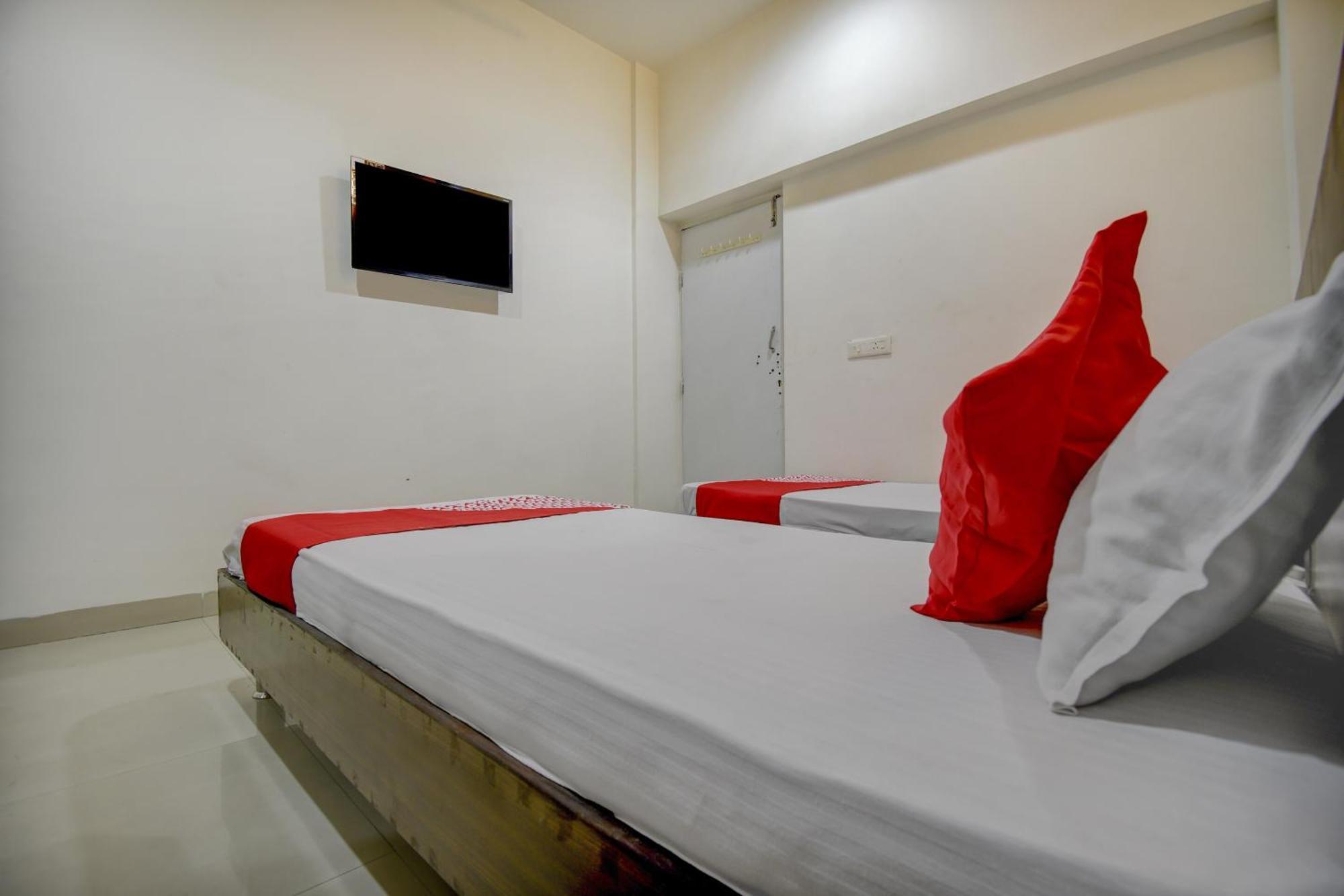 Hotel O Plus Corporate One Khapa  المظهر الخارجي الصورة