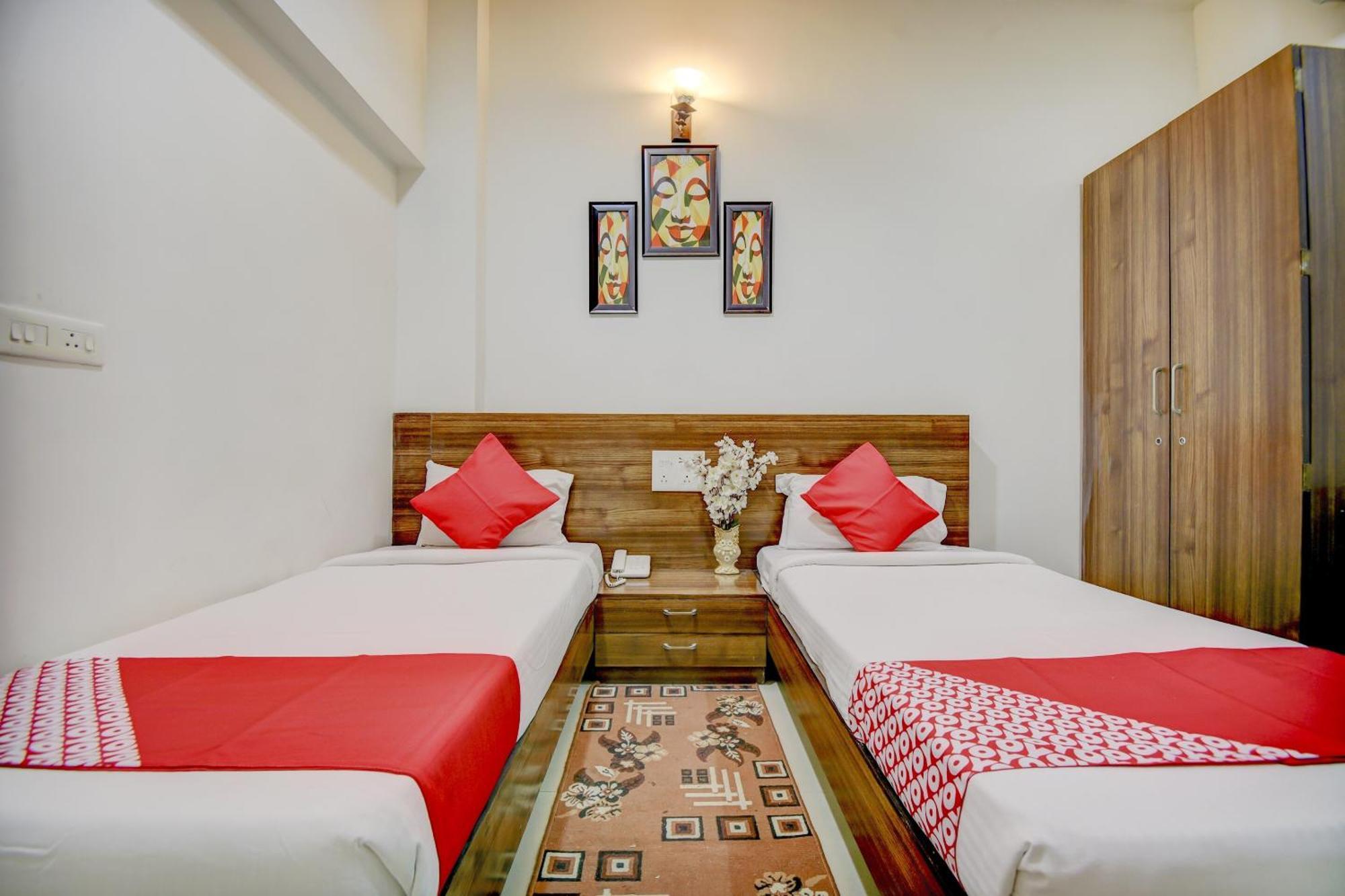 Hotel O Plus Corporate One Khapa  المظهر الخارجي الصورة